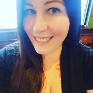 Meet your Posher, Debra